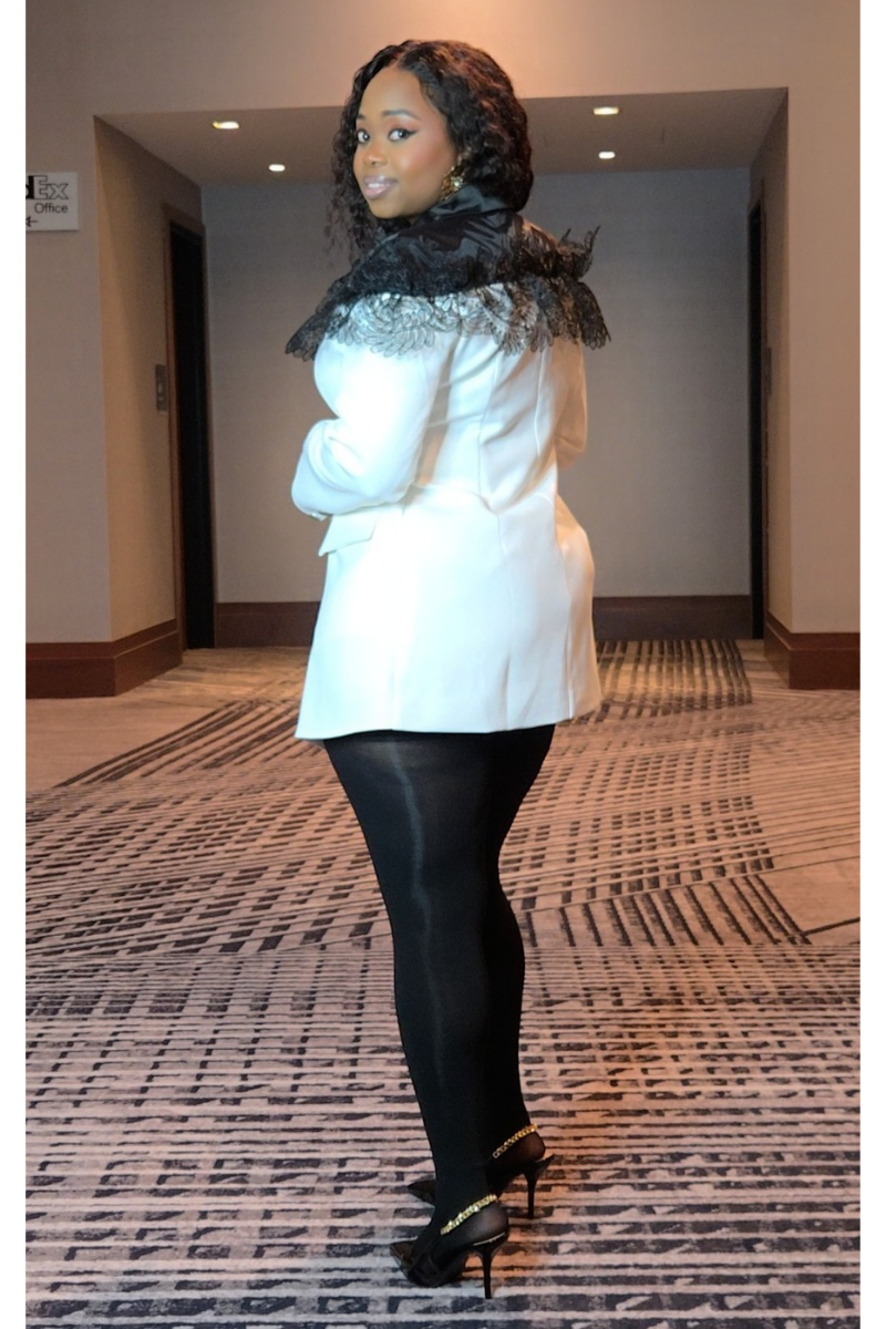 IYLA (WHITE & BLACK)