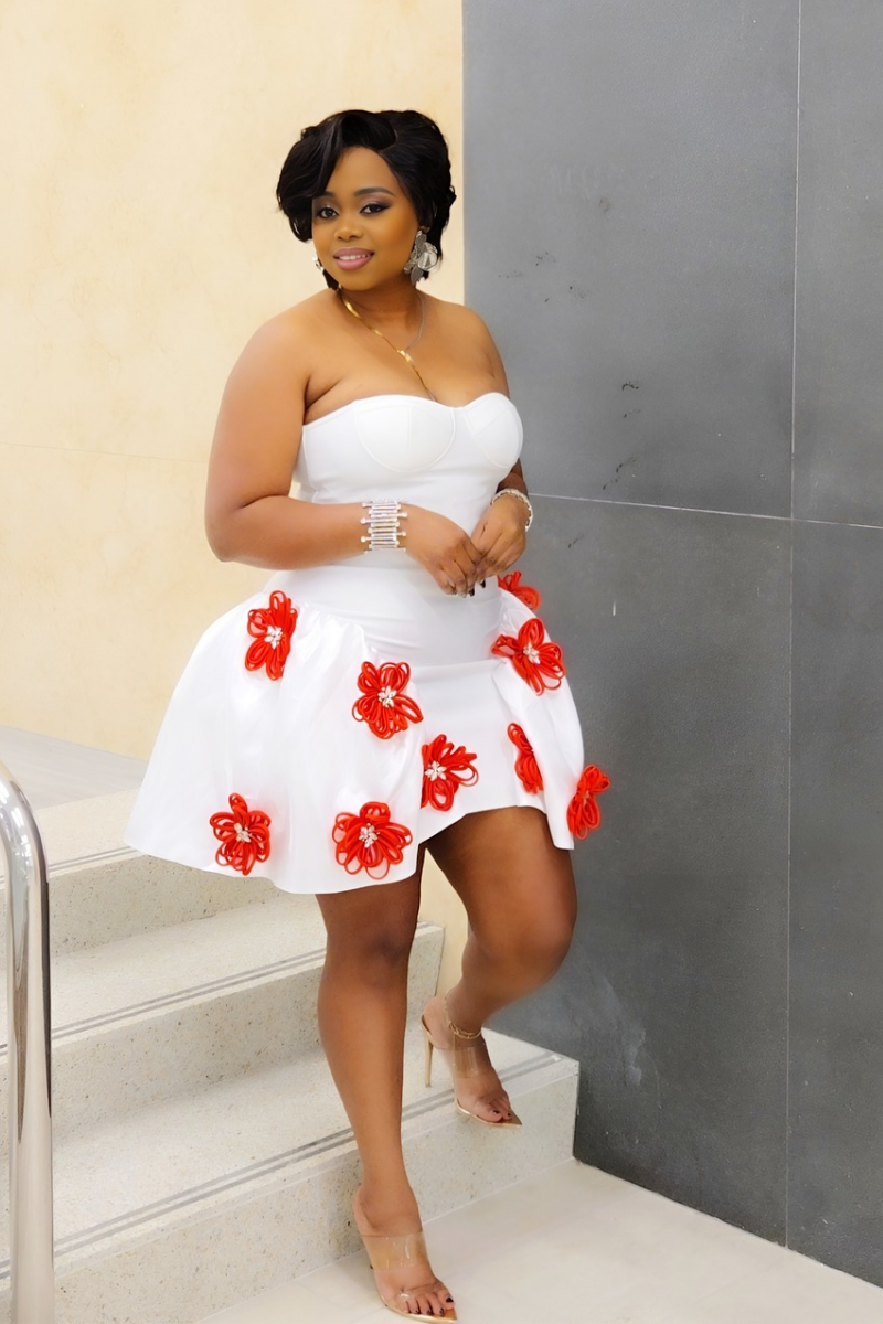GIGI (White & Red)